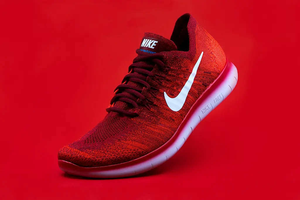 unsplash_164_6wVEHfI_Shoes .webp